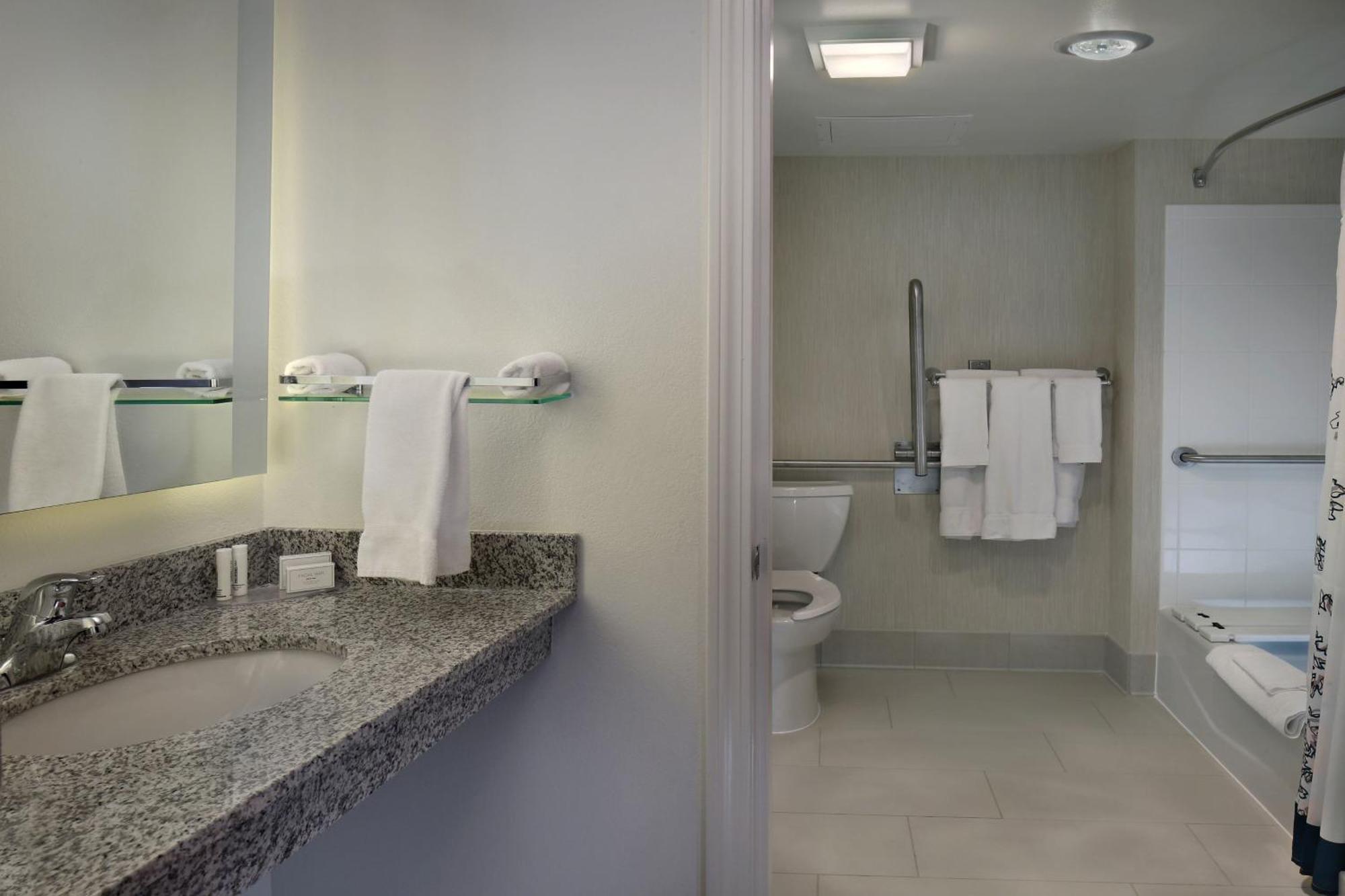 Residence Inn Mystic Groton Екстериор снимка